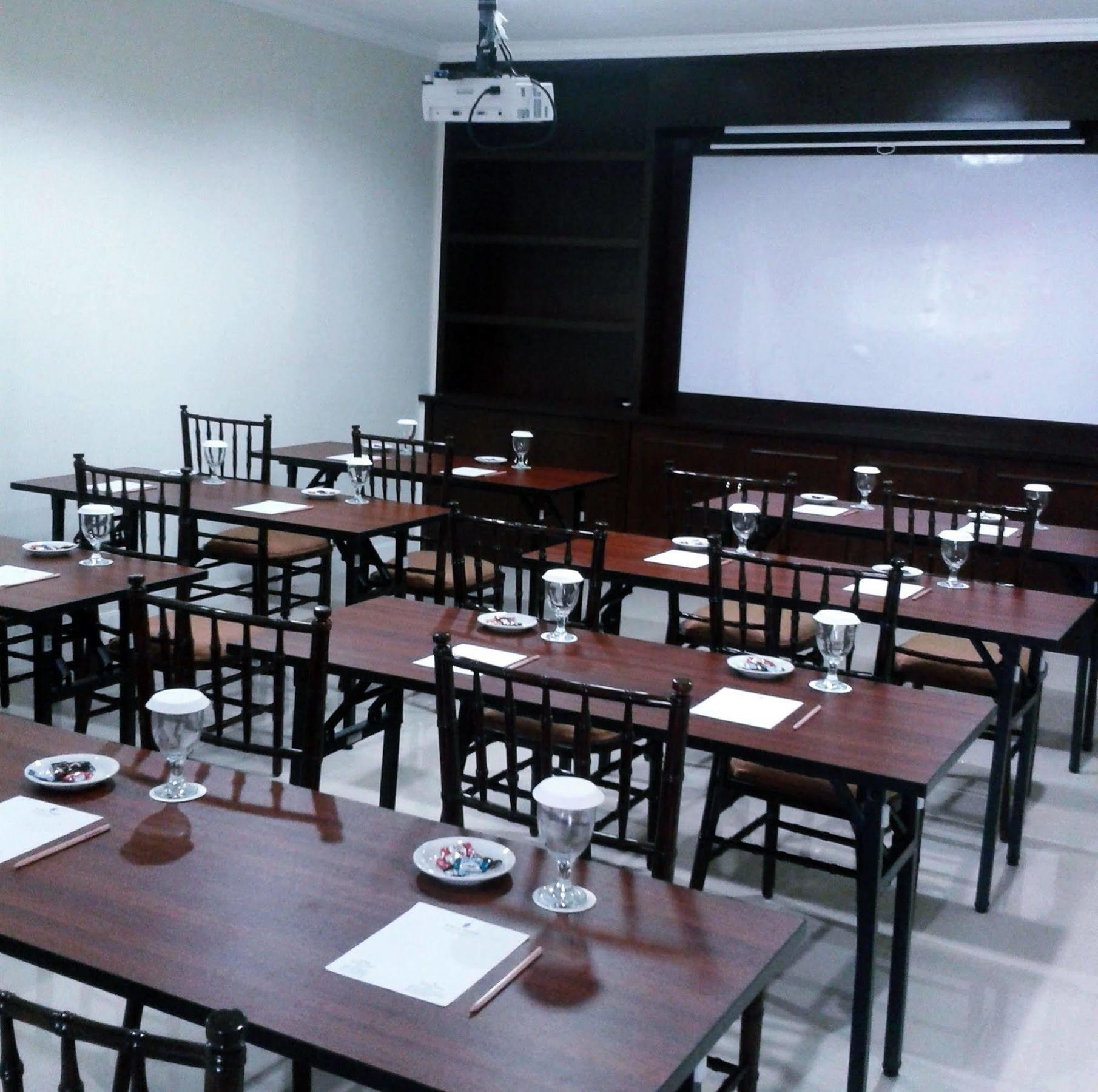 Sofyaninn Srigunting Hotel 2*